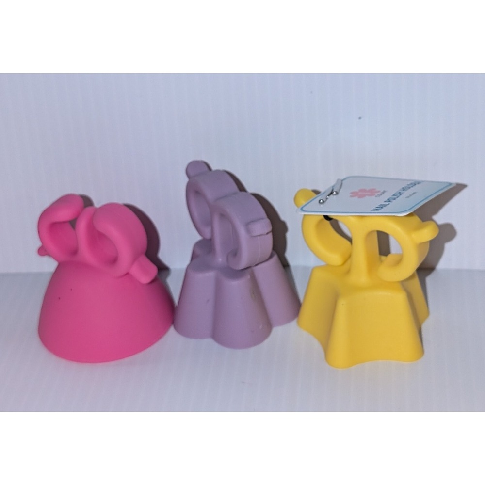 Lot of 3 NEW Target Bullseye Playground Wearable Nail Polish Bottle Holder Rings